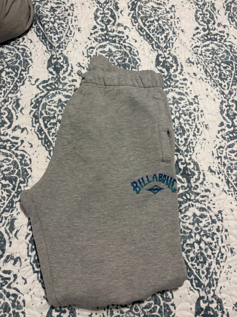🏄‍♂️ Billabong Core Arch Grey Joggers Sweatpants